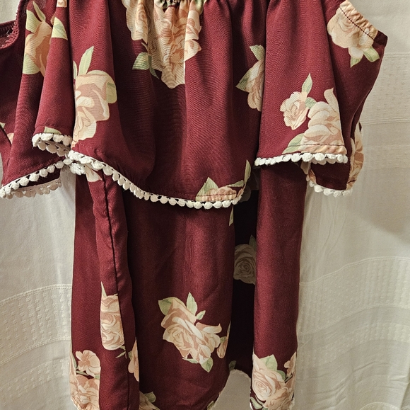 No Boundaries Junior's Top Size Large - Picture 4 of 8